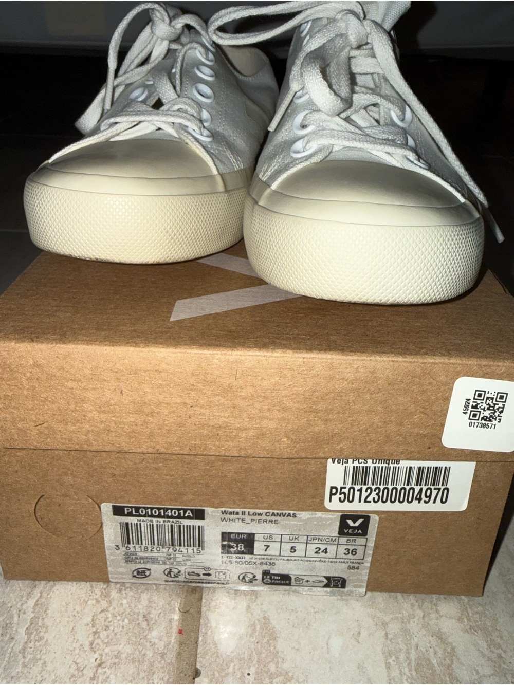 Veja Low-Top Canvas Sneakers in White and Cream - Picture 6 of 8